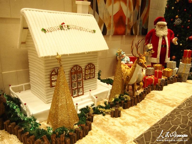 ���һ����С�������ڲ��õ�ʥ��װ�������Ӱ���ܺ��