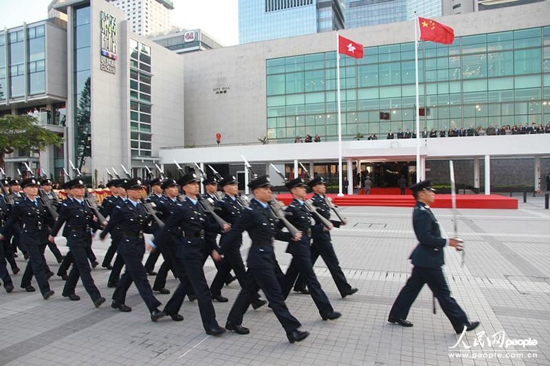 组图:香港举行2013年法律年度开启典礼-港澳-人民网