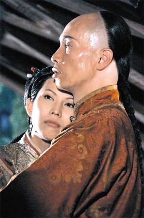 如妃、湘菱、高流斐三人的关系复杂