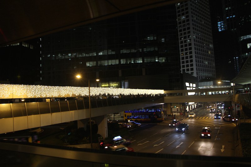 �л������Ͻ���װ�εĲʵ� ����Ӱ������Ȼ��