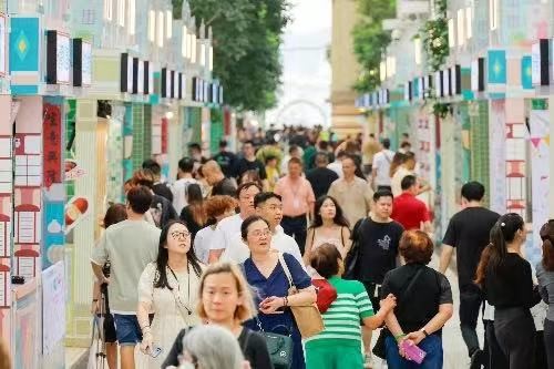 图为嘉年华行动现场。（澳门特区旅游局供图）