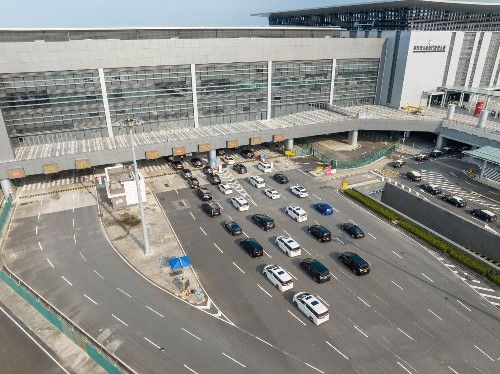 港珠澳大桥澳门口岸通关车道。澳门特区治安警察局供图