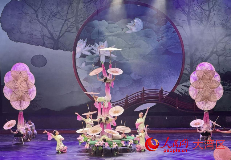 图为演出现场。人民网记者 富子梅摄