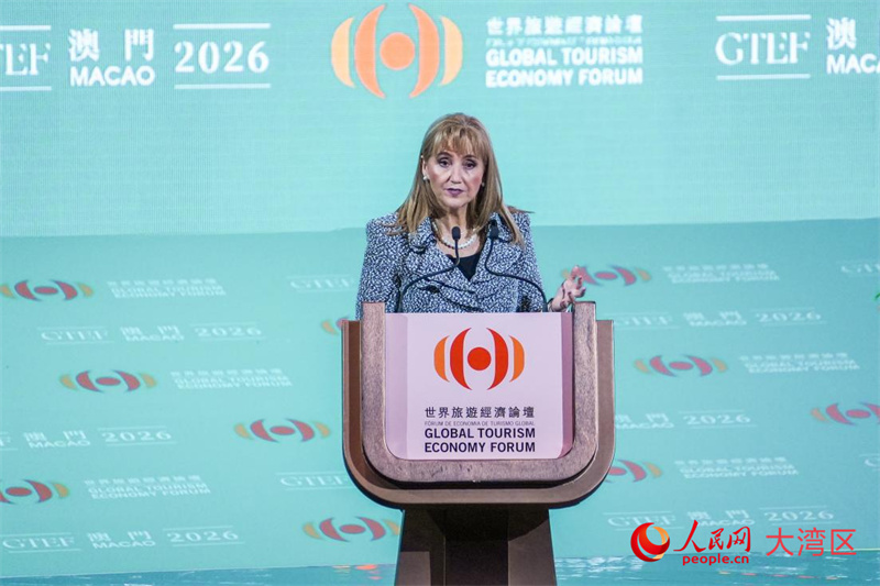 图6.世界旅游及旅行业理事会（WTTC）总裁兼首席执行官格洛丽亚·格瓦拉致开幕辞。人民网 严小晶摄