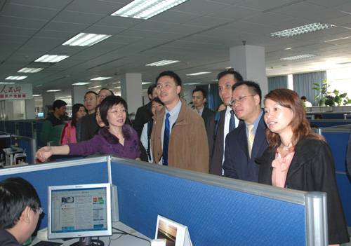 澳门爱国社团新青协来人民网参观学习