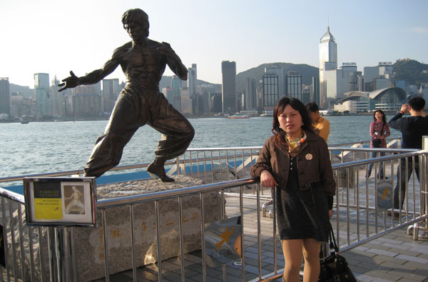 香港李小龙塑像