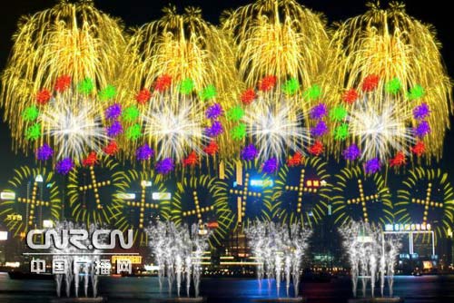 组图:香港七一举行烟花汇演庆祝回归十周年 (1