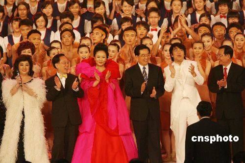 中联办主任高祀仁:胡主席香港之行带来四大讯