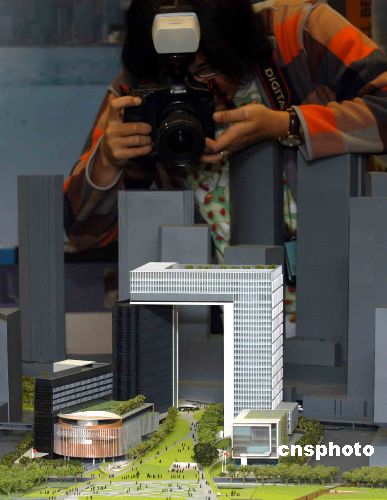 耗资近五十亿港元 香港特区新政府总部下月动