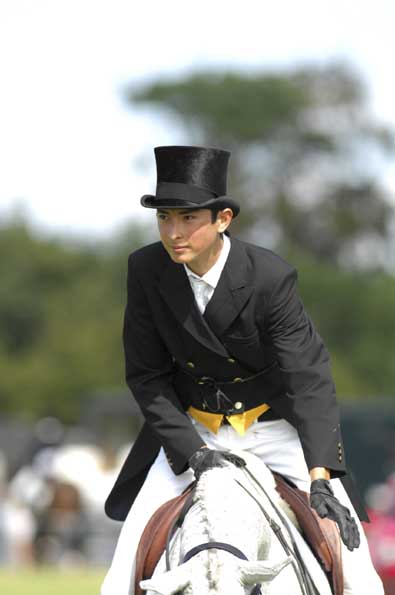 马术小将华天挑战宣言 每一个人都想成为刘翔