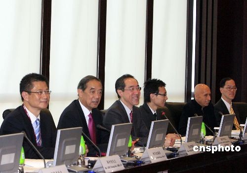 香港西九管理局设六个委员会 全球招聘行政总
