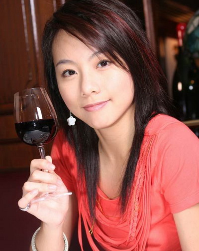 组图:风流小生陈冠希的绯闻女友容貌大比拼 (9