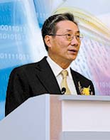 香港公开大学校长 梁志仁教授