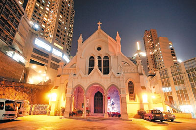 香港名牌幼稚园被指收费办天主教速成班