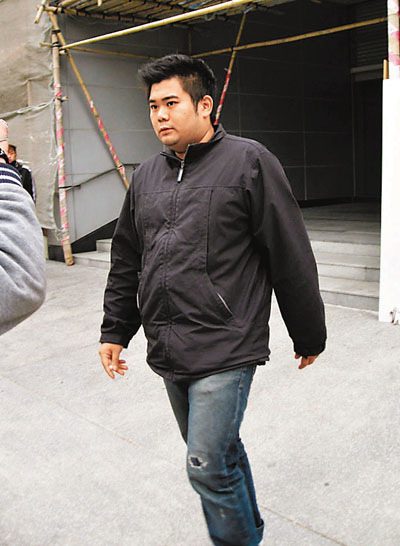 港阔少假扮<em>女性网</em>上摄情敌下体 勒索万元被判