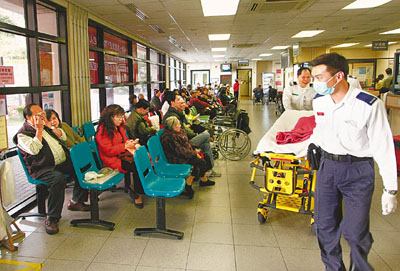 港医生 青黄不接 人手短缺 医管局急聘兼职应急