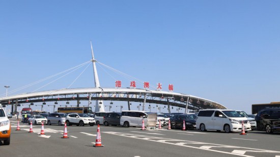  The bridgehead of Hong Kong Zhuhai Macao Bridge was photographed on March 23. Xinhua News Agency (photo by Wang Xiangguo)